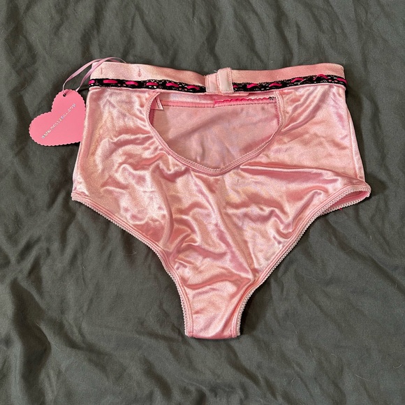 Sugar Thrillz Retro Pink Satin Lingerie Set Small NWT Discontinued Dolls Kill - Picture 9 of 9